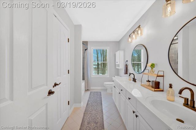 7480 Wyngate Drive, Independence Charter Township, MI 48348