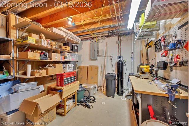 7480 Wyngate Drive, Independence Charter Township, MI 48348