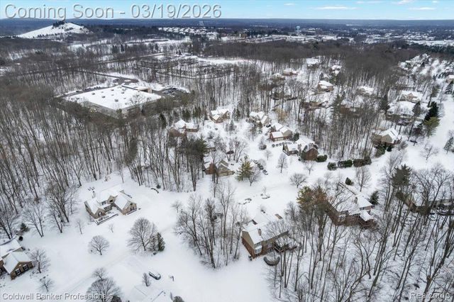 7480 Wyngate Drive, Independence Charter Township, MI 48348