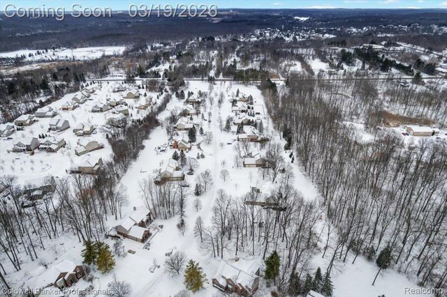 7480 Wyngate Drive, Independence Charter Township, MI 48348