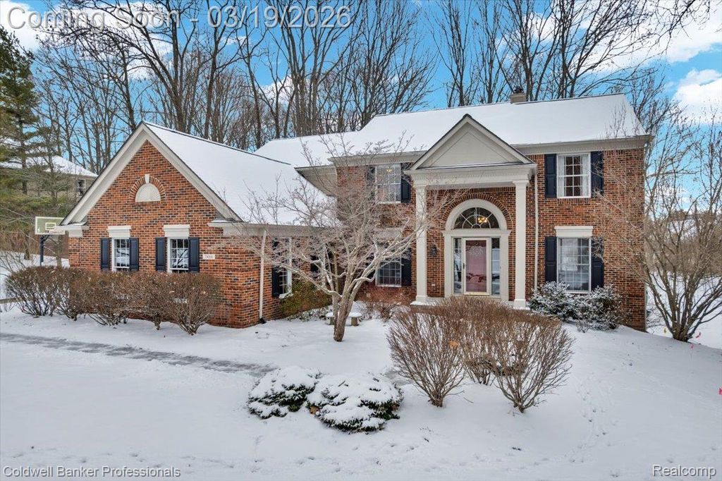 7480 Wyngate Drive, Independence Charter Township, MI 48348