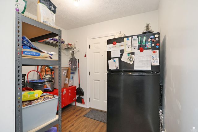 1733 Kenmar Drive, Manhattan, KS 66502