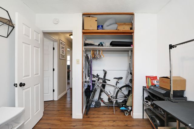 1733 Kenmar Drive, Manhattan, KS 66502