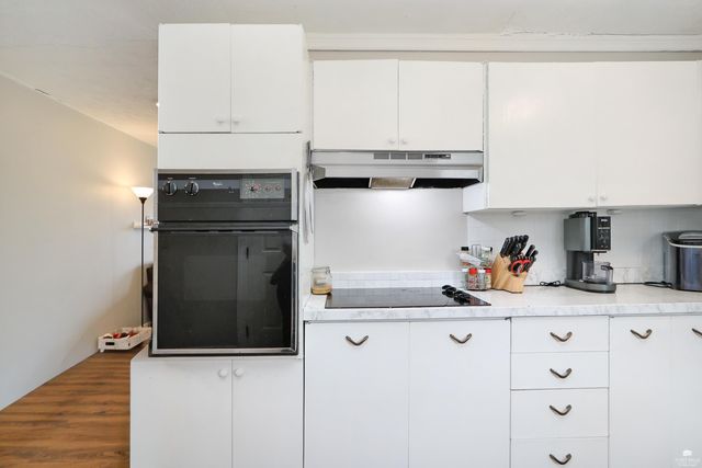 1733 Kenmar Drive, Manhattan, KS 66502