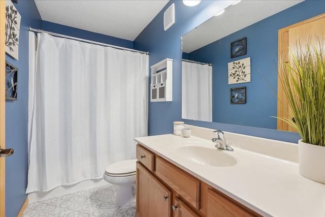 230 Pintail Drive, Hammond, WI 54015