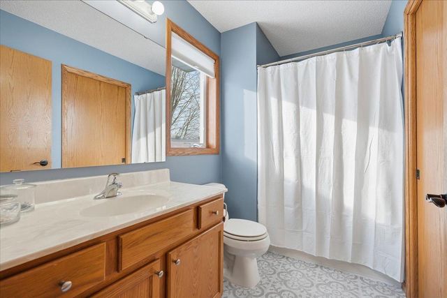 230 Pintail Drive, Hammond, WI 54015