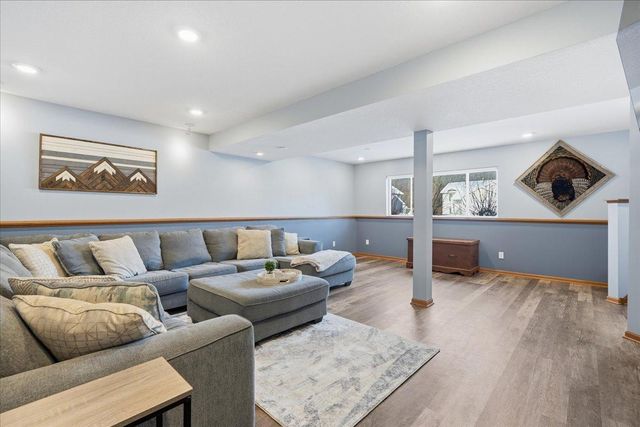 230 Pintail Drive, Hammond, WI 54015