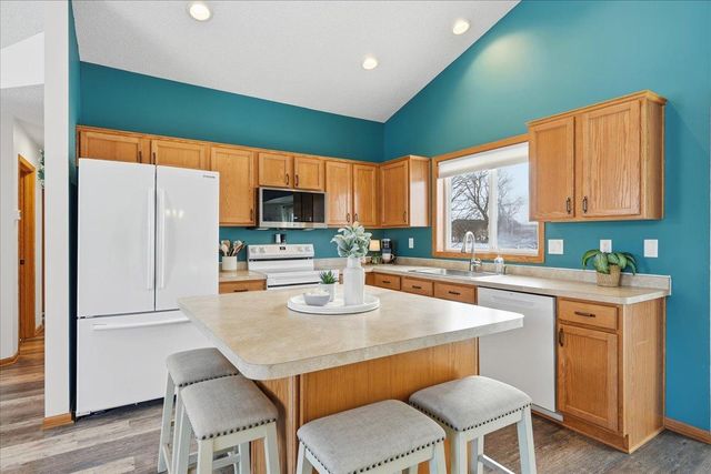 230 Pintail Drive, Hammond, WI 54015