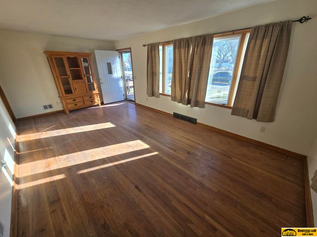 1902 High Street, Beatrice, NE 68310