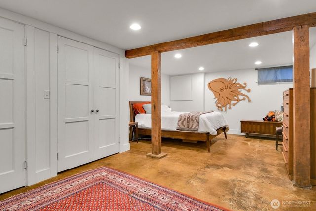5008 39th Avenue S, Seattle, WA 98118