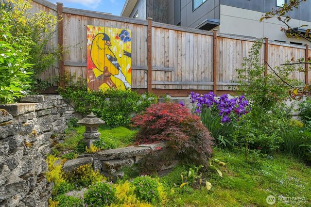 5008 39th Avenue S, Seattle, WA 98118