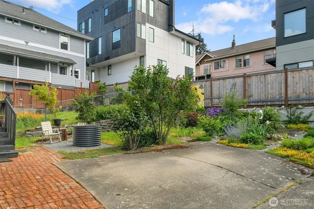 5008 39th Avenue S, Seattle, WA 98118