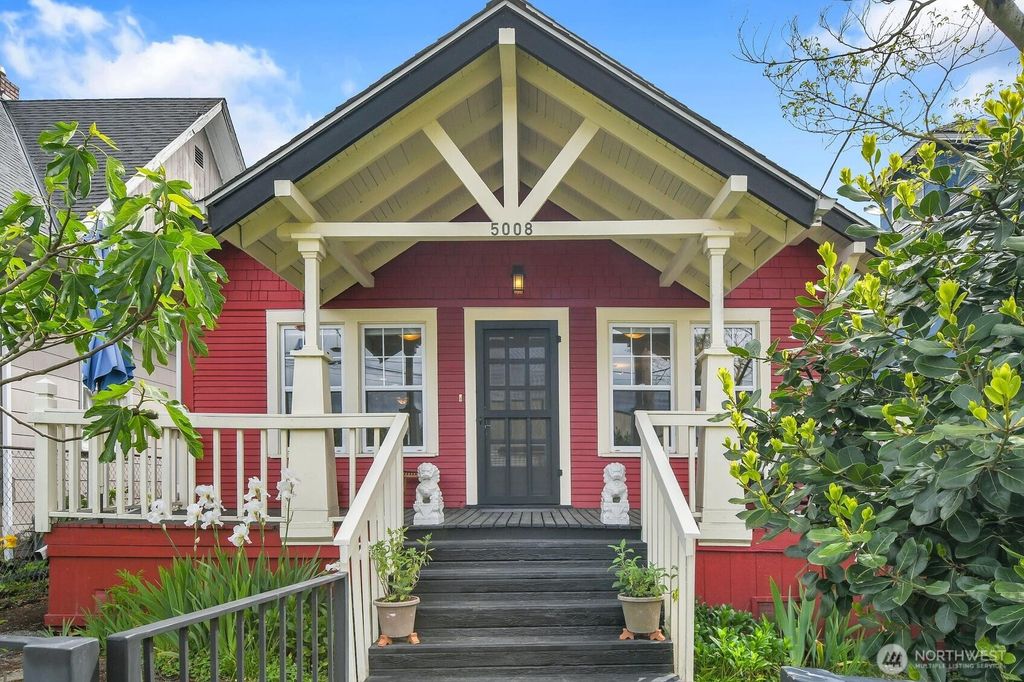 5008 39th Avenue S, Seattle, WA 98118