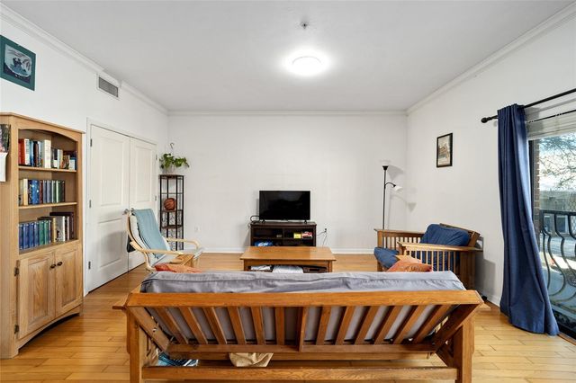 20 SW 6TH STREET 204, Gainesville, FL 32601