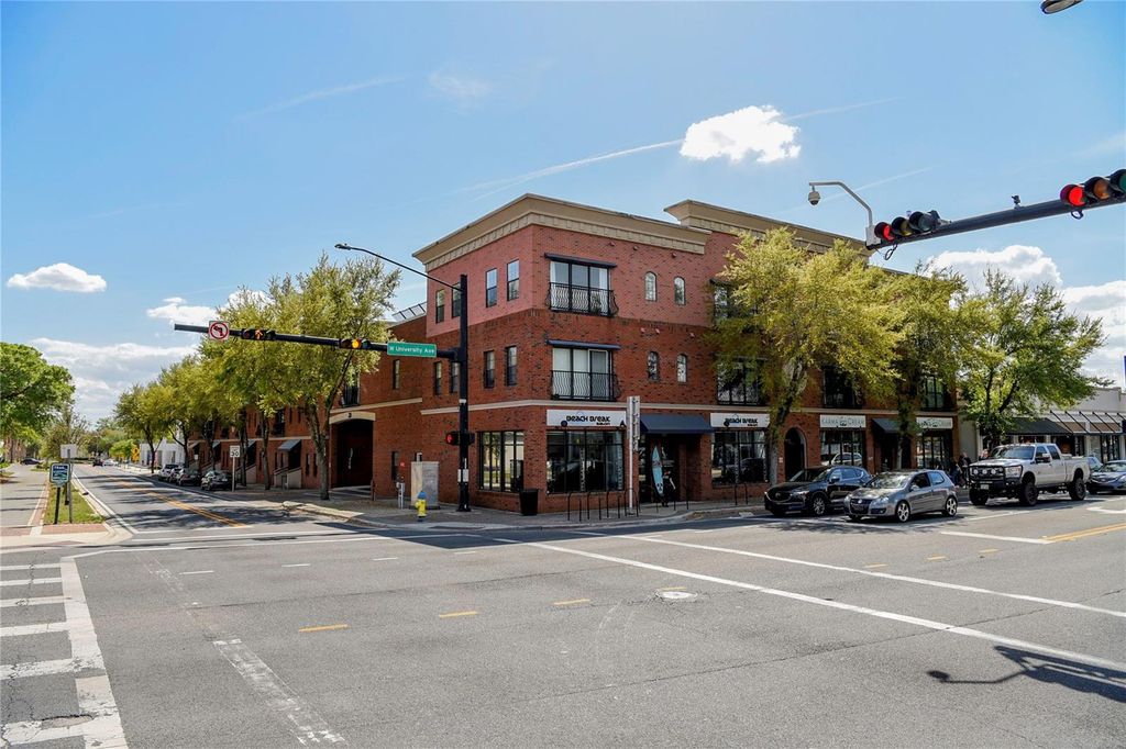 20 SW 6TH STREET 204, Gainesville, FL 32601