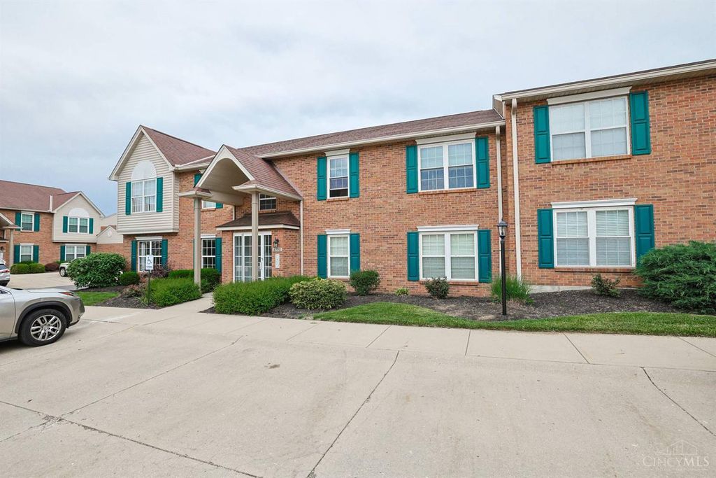 8790 Carrousel Park Circle, Colerain Twp, OH 45251