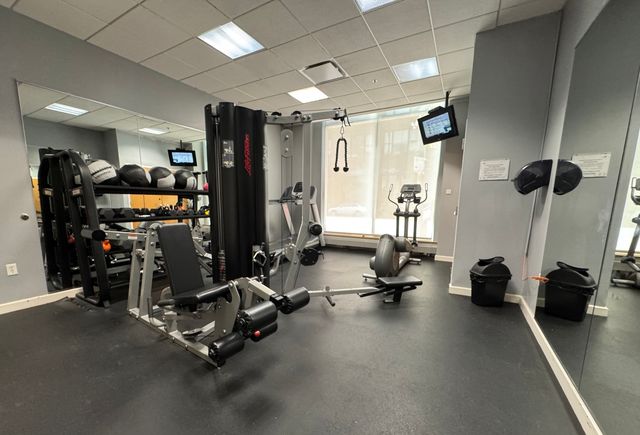 757 N Orleans Street 812, Chicago, IL 60654