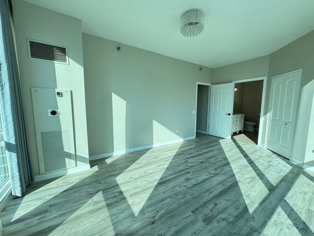 757 N Orleans Street 812, Chicago, IL 60654