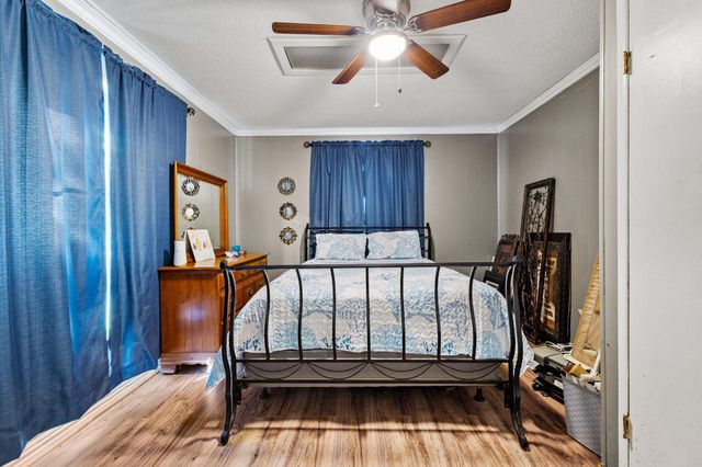 21 Pecan Drive, Pottsboro, TX 75076