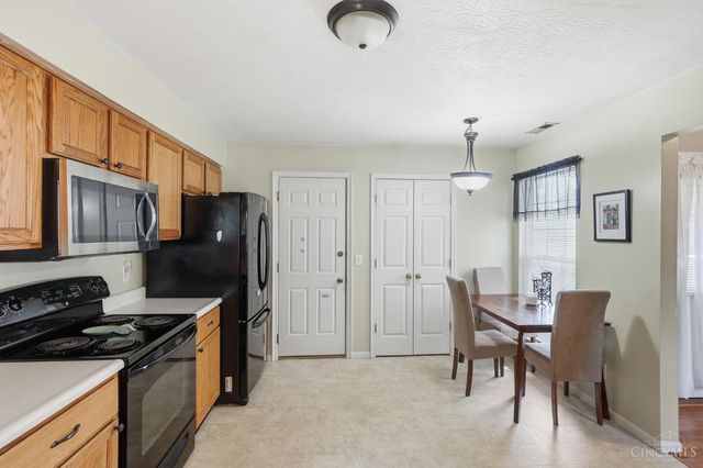 6674 Villager Place, Mason, OH 45040