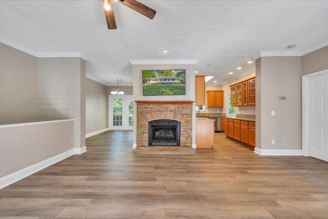 1044 Striper CT, Moneta, VA 24121