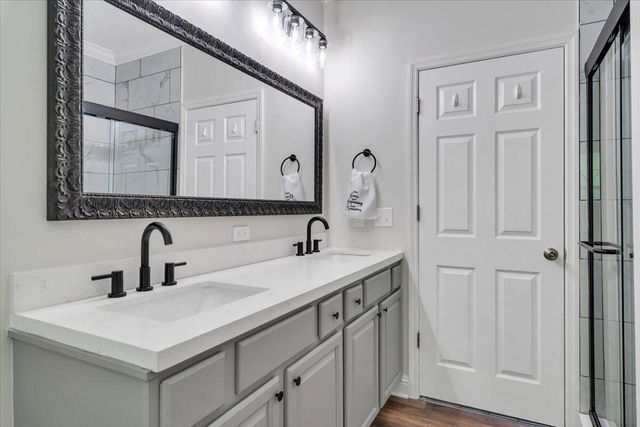 1044 Striper CT, Moneta, VA 24121