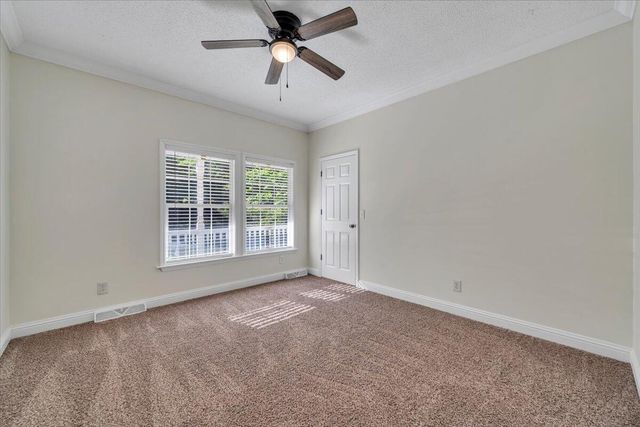 1044 Striper CT, Moneta, VA 24121