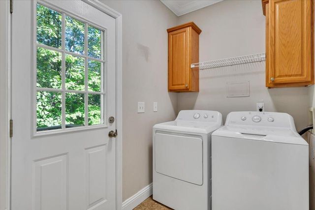 1044 Striper CT, Moneta, VA 24121
