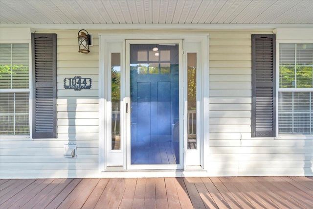 1044 Striper CT, Moneta, VA 24121