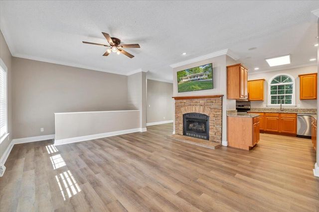 1044 Striper CT, Moneta, VA 24121