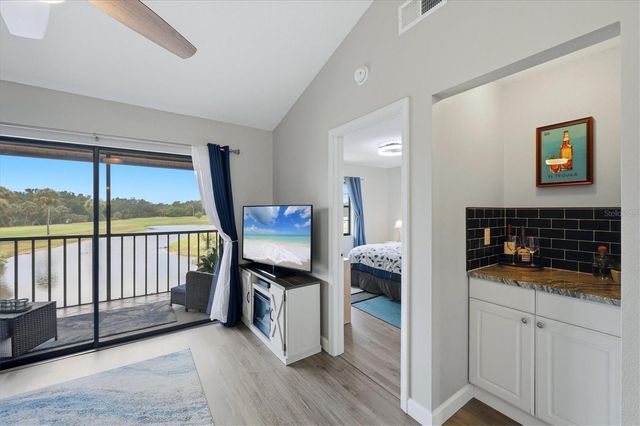 931 CAPRI ISLES BOULEVARD 32, Venice, FL 34292
