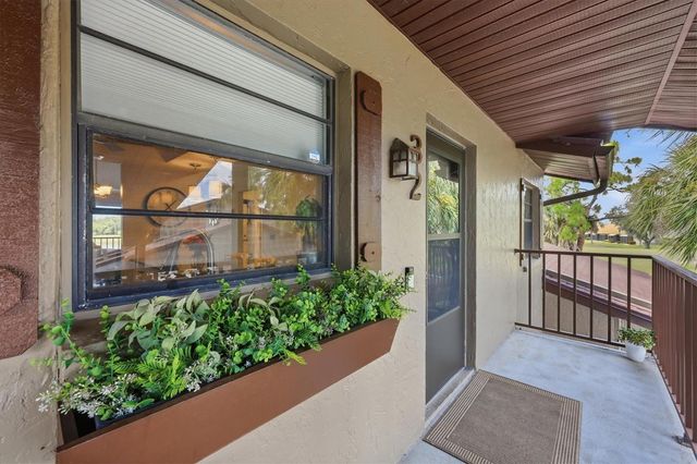 931 CAPRI ISLES BOULEVARD 32, Venice, FL 34292