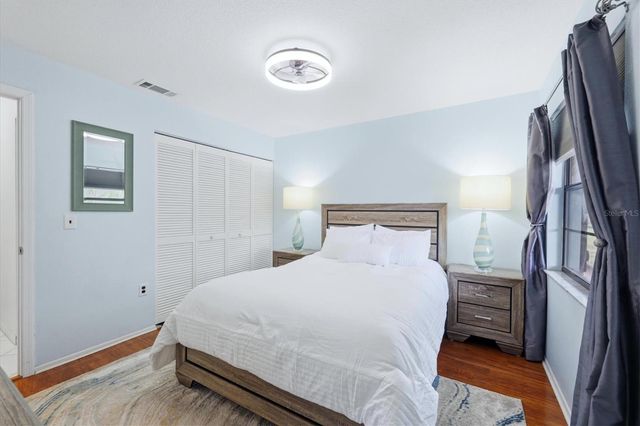 931 CAPRI ISLES BOULEVARD 32, Venice, FL 34292