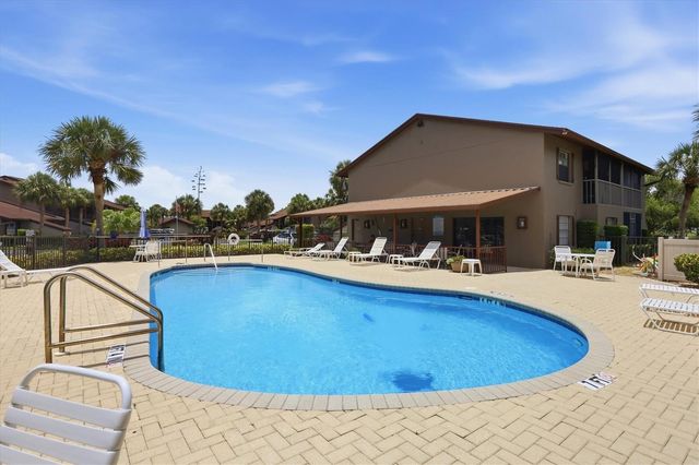 931 CAPRI ISLES BOULEVARD 32, Venice, FL 34292