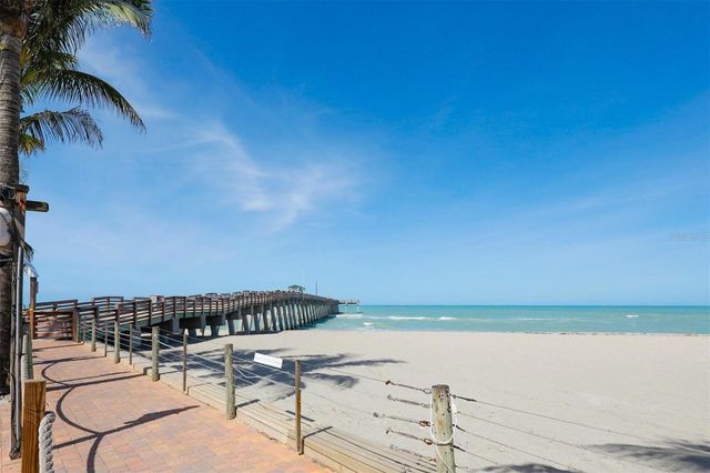 931 CAPRI ISLES BOULEVARD 32, Venice, FL 34292