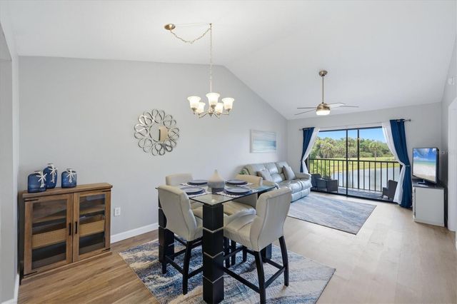 931 CAPRI ISLES BOULEVARD 32, Venice, FL 34292