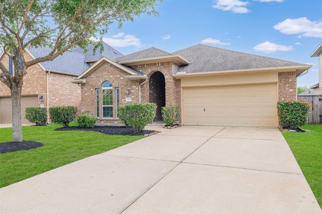 4207 Astoria Manor Lane, Fulshear, TX 77441