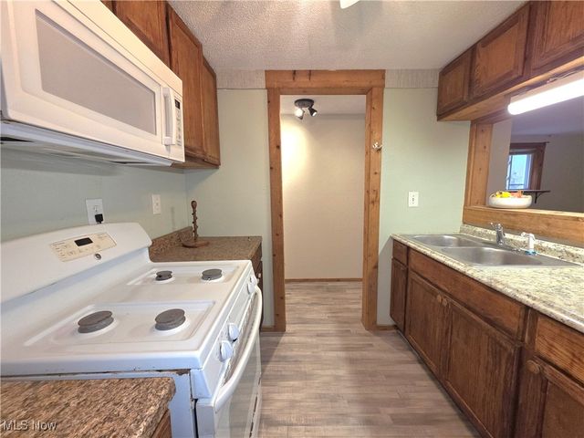 12286 Little Kanawha, Creston, WV 26141