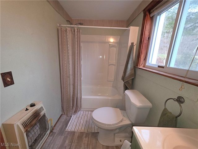 12286 Little Kanawha, Creston, WV 26141