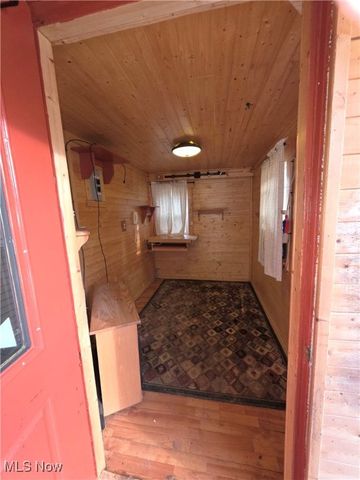 12286 Little Kanawha, Creston, WV 26141