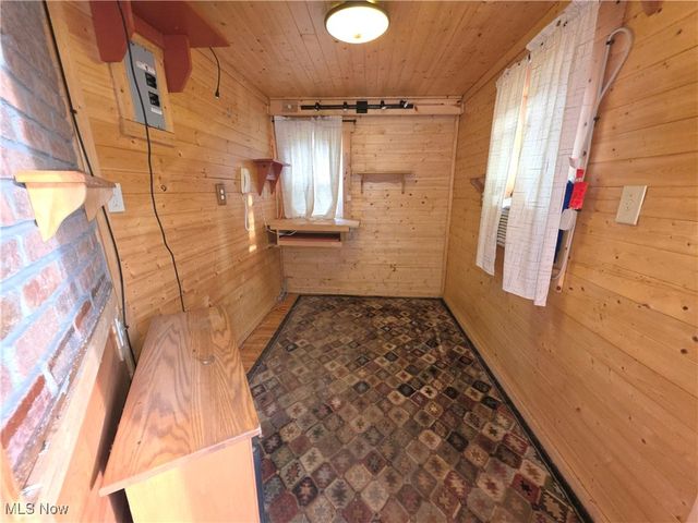 12286 Little Kanawha, Creston, WV 26141