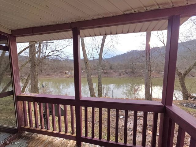 12286 Little Kanawha, Creston, WV 26141