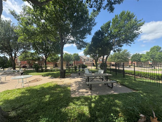 8745 Manhattan Avenue, Plano, TX 75024
