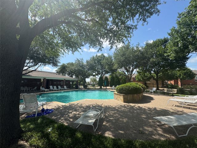 8745 Manhattan Avenue, Plano, TX 75024