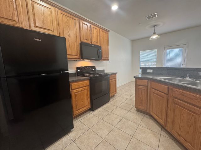 8745 Manhattan Avenue, Plano, TX 75024