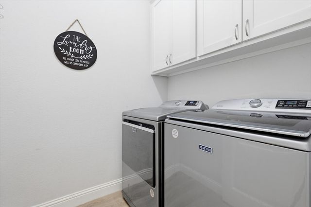 4101 Windmill Court, Sanger, TX 76266