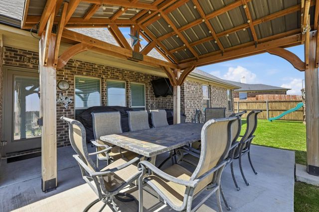 4101 Windmill Court, Sanger, TX 76266