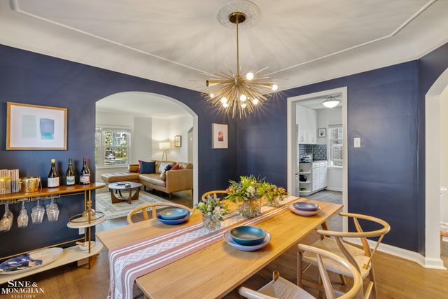 277 Ridgemont Road, Grosse Pointe Farms, MI 48236