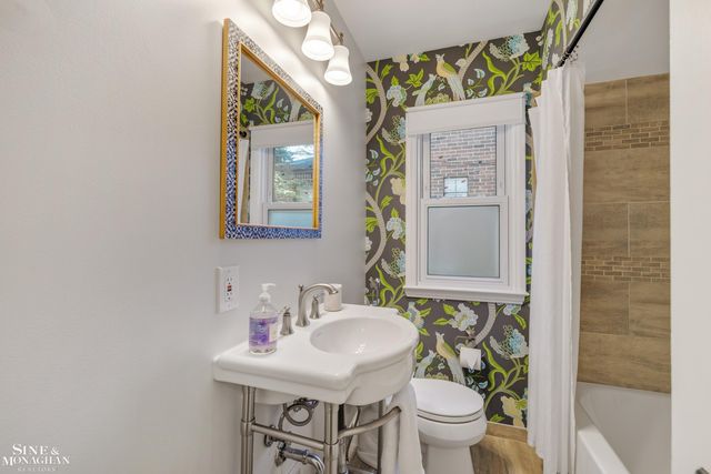 277 Ridgemont Road, Grosse Pointe Farms, MI 48236