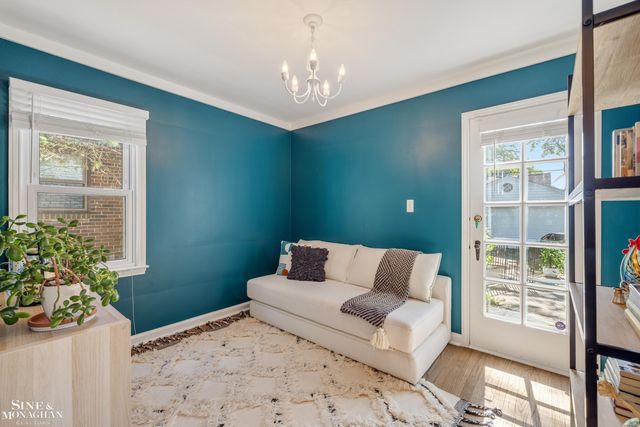277 Ridgemont Road, Grosse Pointe Farms, MI 48236